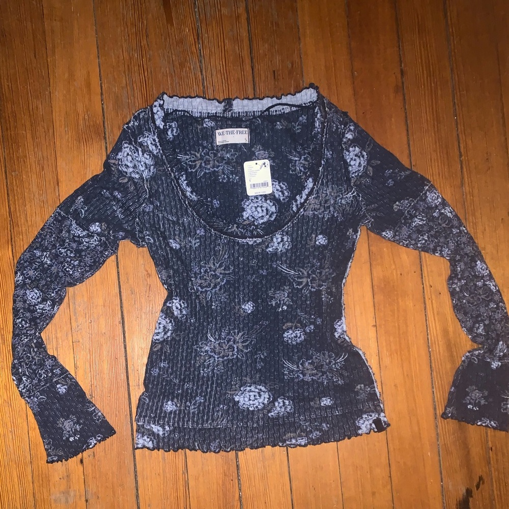 We The Free Bue and White Floral Long Sleeve Top